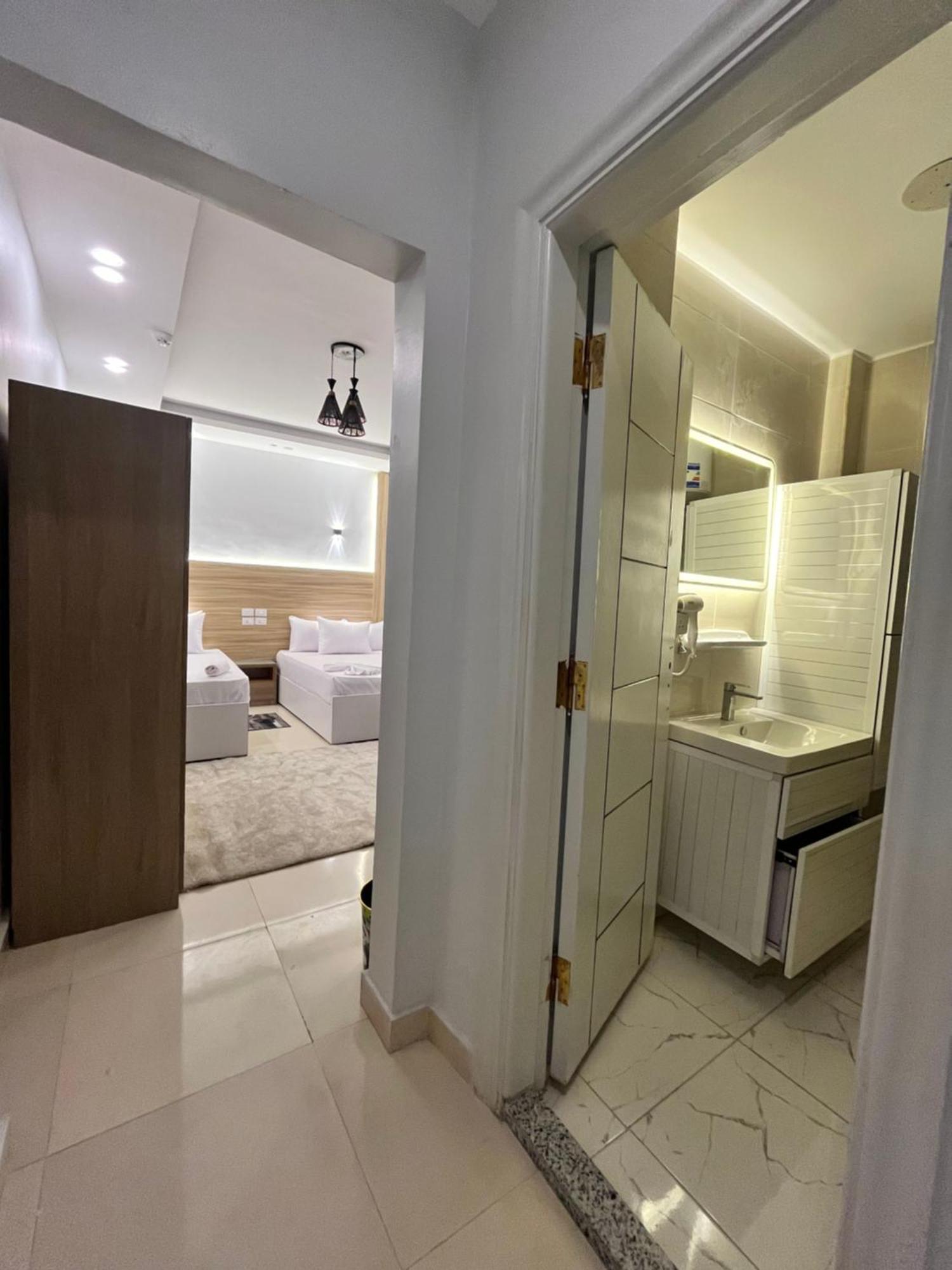 Triple Garden Apartment