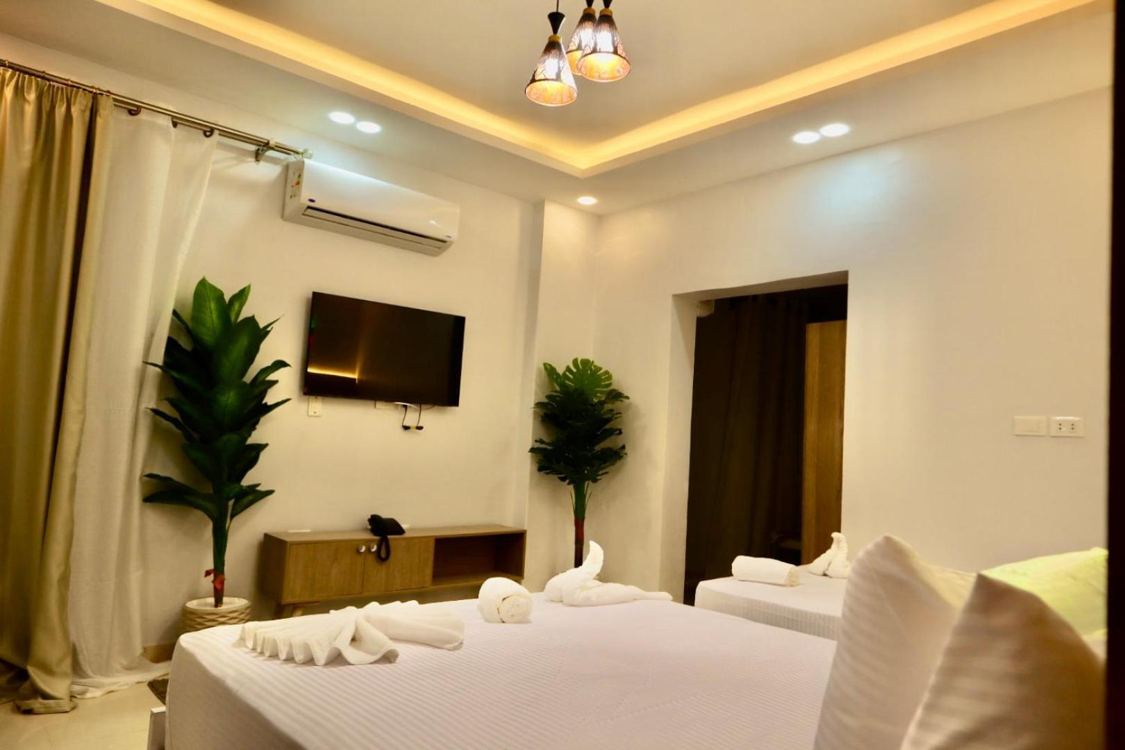 Triple Garden Apartment