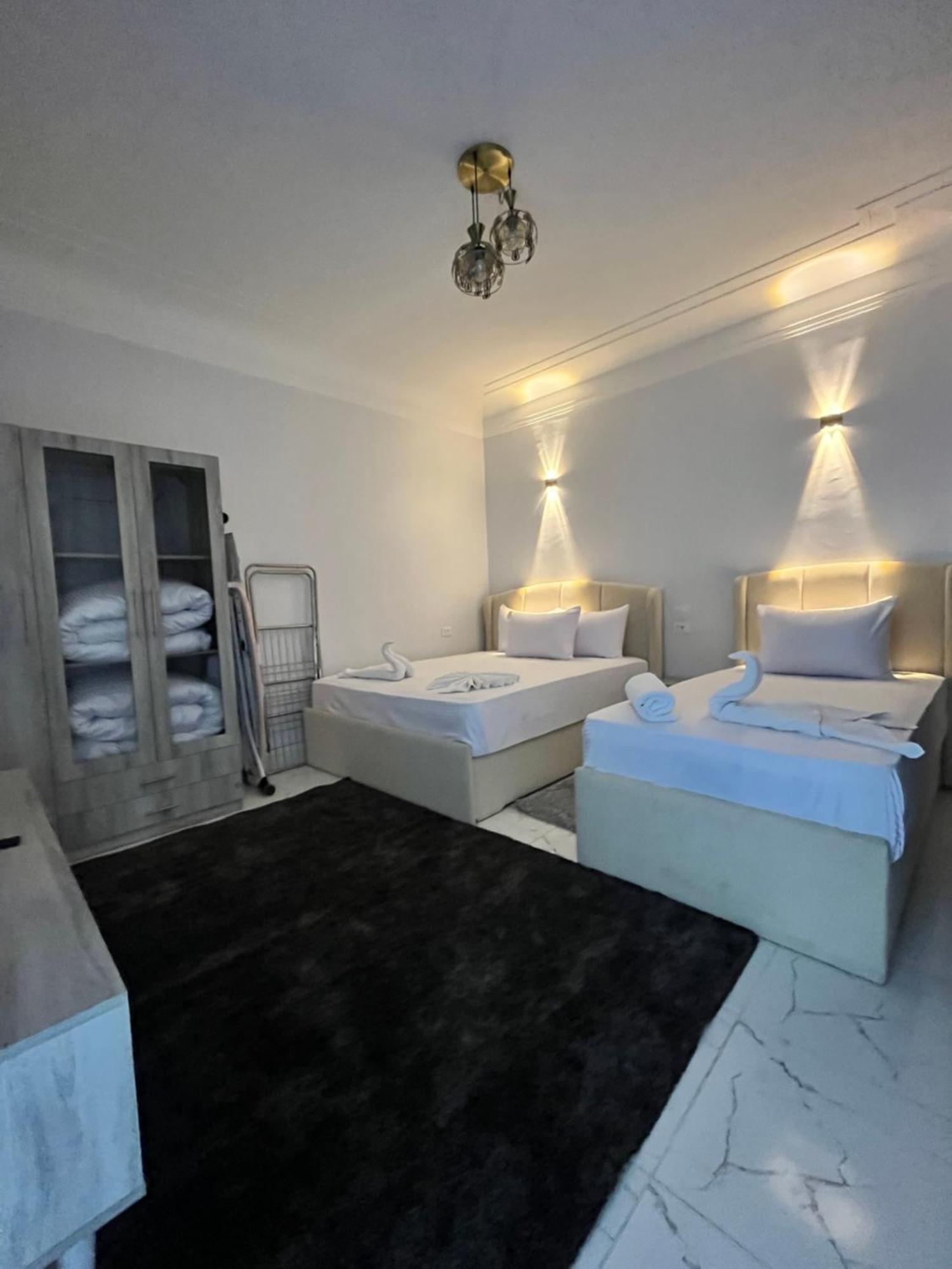 Triple Garden Apartment