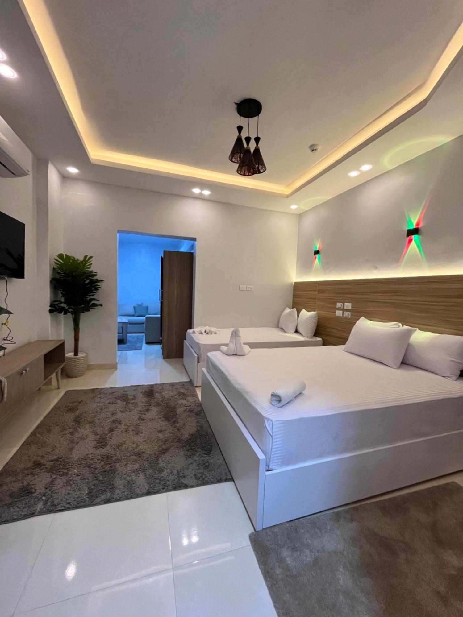 Triple Garden Apartment